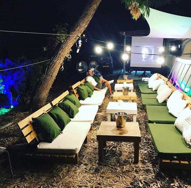 השכרת פינות ישיבה לאירועים